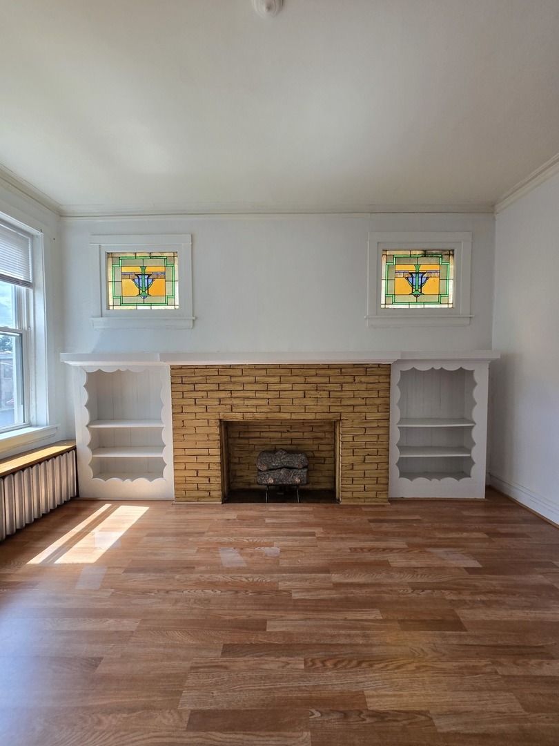 2606 W Argyle Street 2