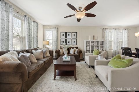 Tiny photo for 253 Bluegrass Parkway, Oswego, IL 60543 (MLS # 12611087)