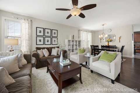 Tiny photo for 253 Bluegrass Parkway, Oswego, IL 60543 (MLS # 12611087)