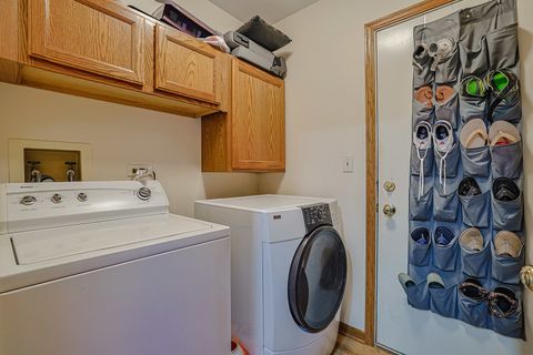 Tiny photo for 1205 E Camp McDonald Road, Prospect Heights, IL 60070 (MLS # 12503889)