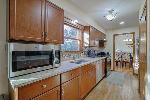 Tiny photo for 1205 E Camp McDonald Road, Prospect Heights, IL 60070 (MLS # 12503889)