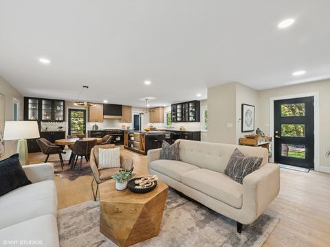 Tiny photo for 600 Eton Drive, North Barrington, IL 60010 (MLS # 12426645)