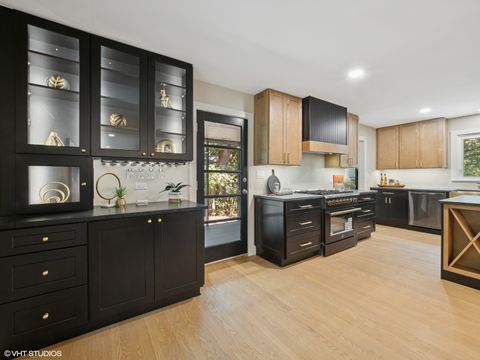 Tiny photo for 600 Eton Drive, North Barrington, IL 60010 (MLS # 12426645)