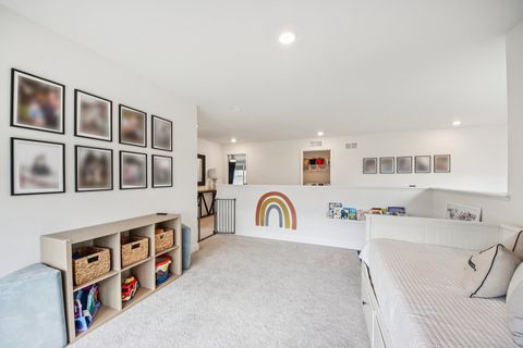 Tiny photo for 1014 Persimmon Court, Crystal Lake, IL 60012 (MLS # 12607286)