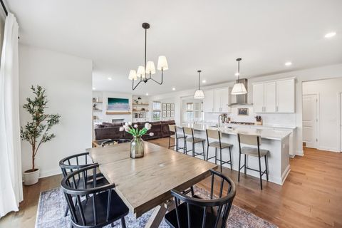 Tiny photo for 1014 Persimmon Court, Crystal Lake, IL 60012 (MLS # 12607286)