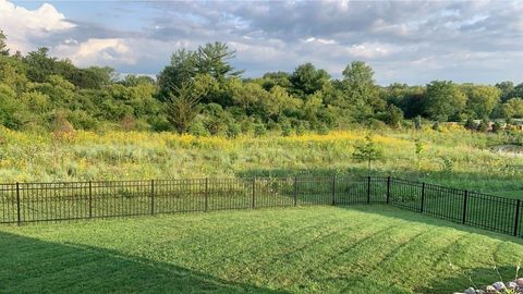 Tiny photo for 1014 Persimmon Court, Crystal Lake, IL 60012 (MLS # 12607286)