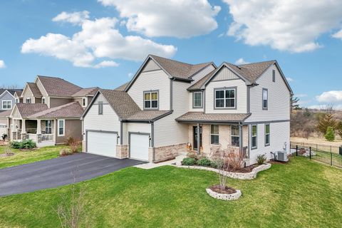Tiny photo for 1014 Persimmon Court, Crystal Lake, IL 60012 (MLS # 12607286)