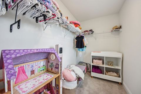 Tiny photo for 1014 Persimmon Court, Crystal Lake, IL 60012 (MLS # 12607286)