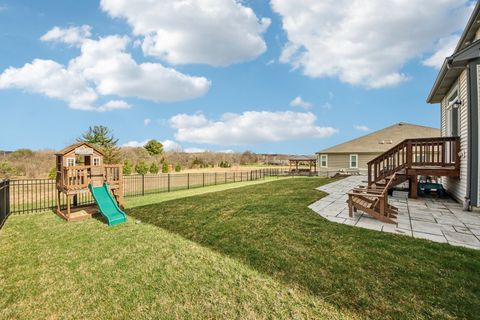 Tiny photo for 1014 Persimmon Court, Crystal Lake, IL 60012 (MLS # 12607286)