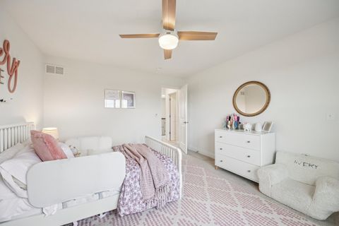 Tiny photo for 1014 Persimmon Court, Crystal Lake, IL 60012 (MLS # 12607286)