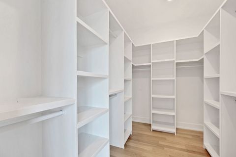 Tiny photo for 3903 N Drake Avenue, Chicago, IL 60618 (MLS # 12477172)