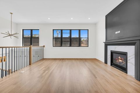 Tiny photo for 3903 N Drake Avenue, Chicago, IL 60618 (MLS # 12477172)