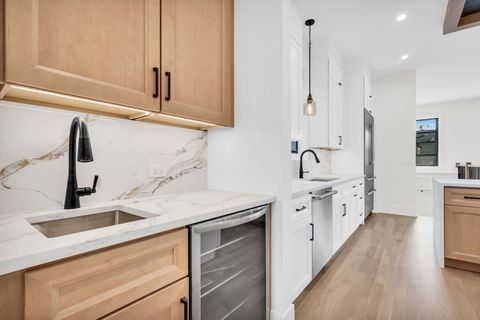 Tiny photo for 3903 N Drake Avenue, Chicago, IL 60618 (MLS # 12477172)