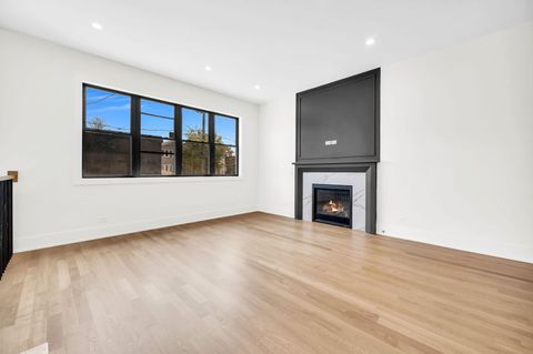 Tiny photo for 3903 N Drake Avenue, Chicago, IL 60618 (MLS # 12477172)