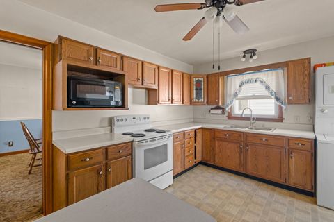 Tiny photo for 204 W Locust Street, Cambridge, IL 61238 (MLS # 12552666)