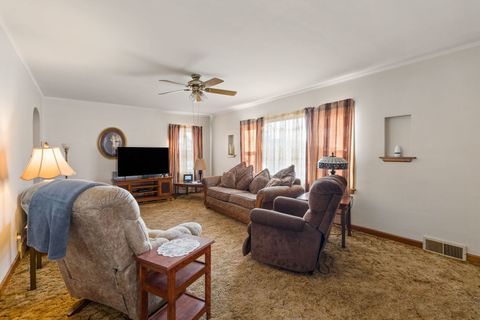 Tiny photo for 204 W Locust Street, Cambridge, IL 61238 (MLS # 12552666)