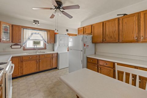 Tiny photo for 204 W Locust Street, Cambridge, IL 61238 (MLS # 12552666)