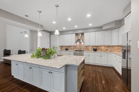 Tiny photo for 2774 Walters Avenue, Northbrook, IL 60062 (MLS # 12613510)