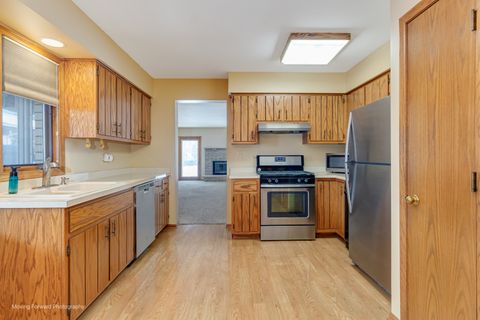 Tiny photo for 7709 W 158th Court, Orland Park, IL 60462 (MLS # 12527149)