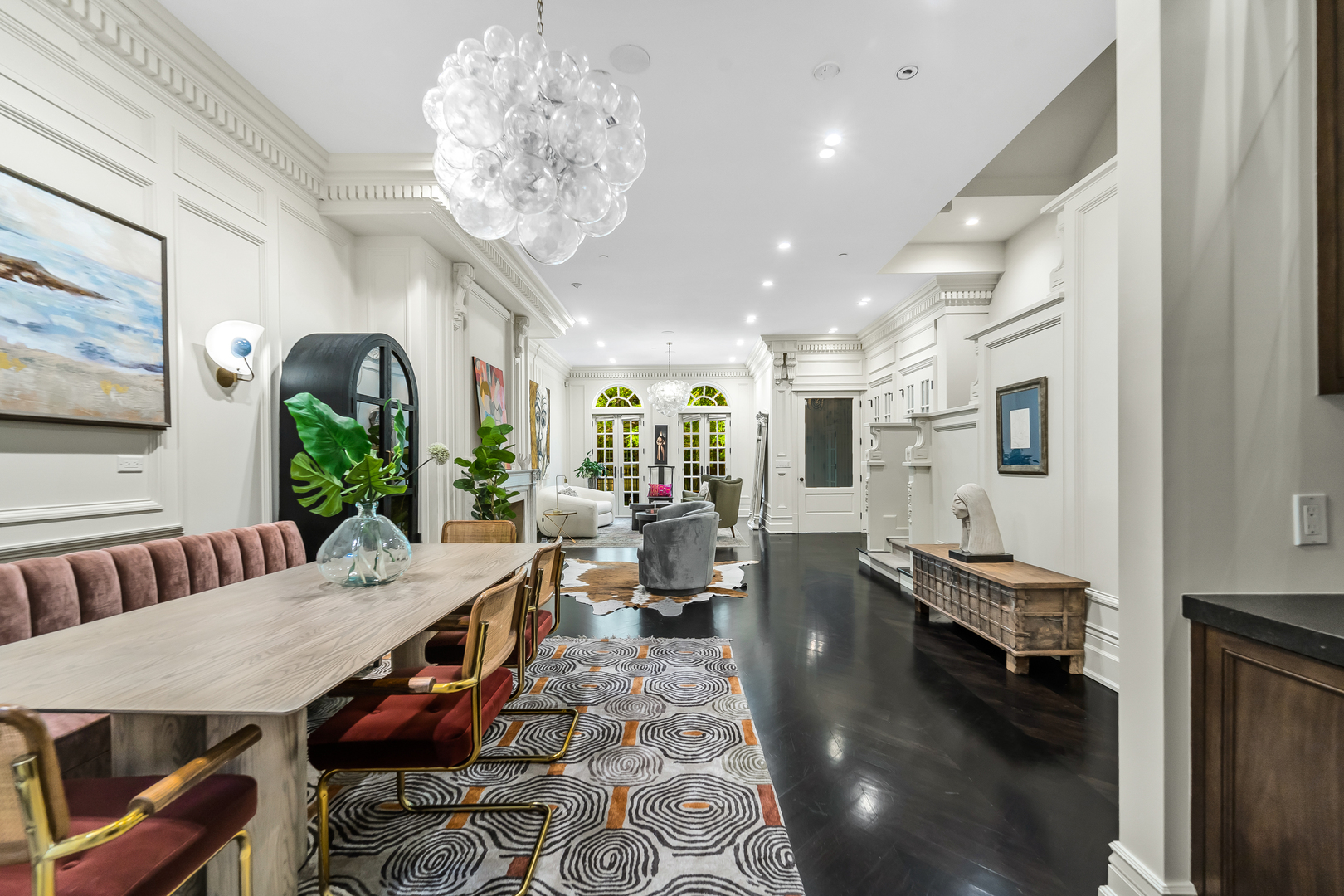 53 E Division Street