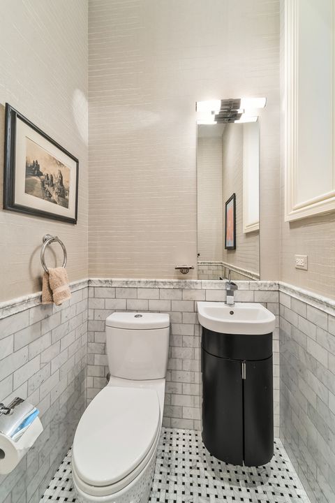 Tiny photo for 53 E Division Street, Chicago, IL 60610 (MLS # 12602507)