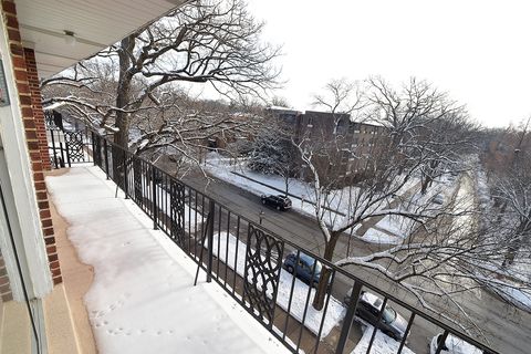 Tiny photo for 2333 Central Street #502, Evanston, IL 60201 (MLS # 12534647)