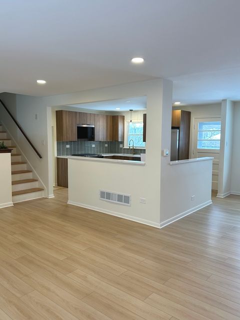 Tiny photo for 821 W Manor Court, Glenwood, IL 60425 (MLS # 12595193)