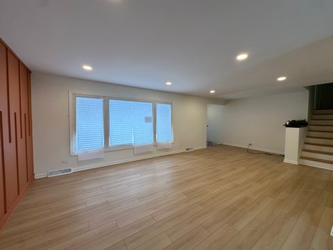 Tiny photo for 821 W Manor Court, Glenwood, IL 60425 (MLS # 12595193)