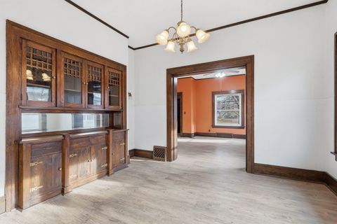 Tiny photo for 2010 Lillie Avenue, Davenport, IA 52804 (MLS # 100000279)