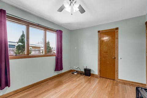 Tiny photo for 3740 153rd Street, Midlothian, IL 60445 (MLS # 12528298)