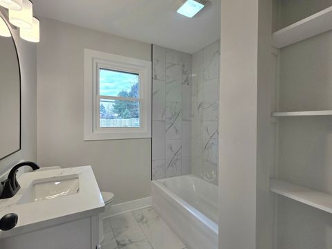 Tiny photo for 836 Regent Street, New Lenox, IL 60451 (MLS # 12627379)