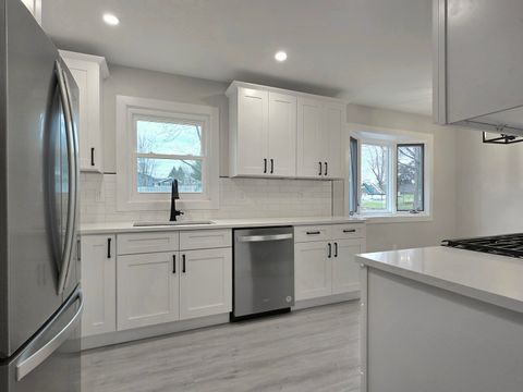 Tiny photo for 836 Regent Street, New Lenox, IL 60451 (MLS # 12627379)