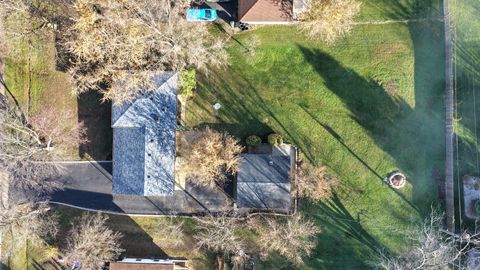 Tiny photo for 836 Regent Street, New Lenox, IL 60451 (MLS # 12627379)