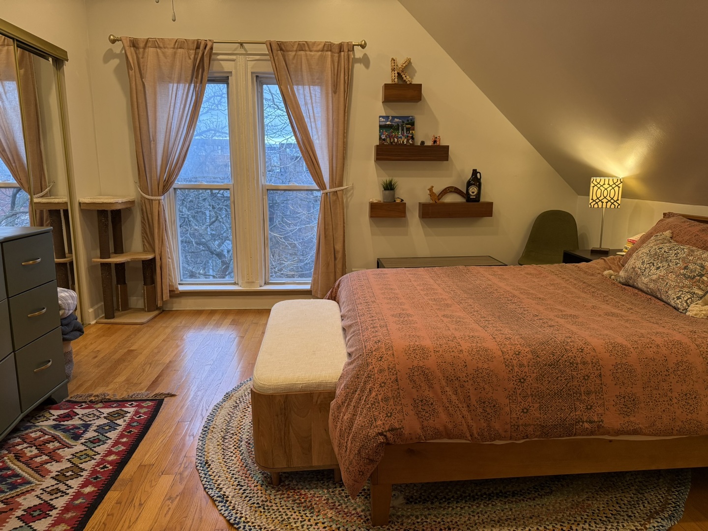 1823 W Superior Street 3