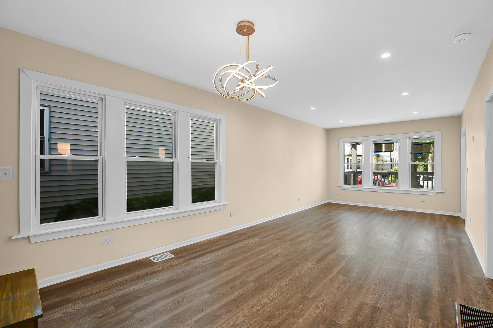 11353 S Stewart Avenue