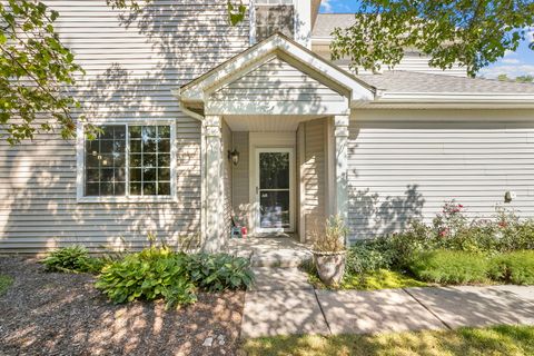 Tiny photo for 71 Pimlico Court, Grayslake, IL 60030 (MLS # 12441622)