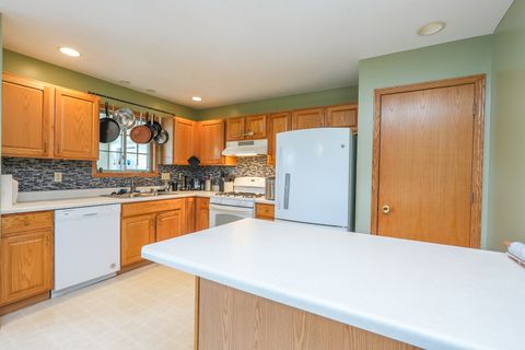 Tiny photo for 1602 Amhurst Way, Bourbonnais, IL 60914 (MLS # 12637048)