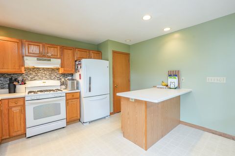 Tiny photo for 1602 Amhurst Way, Bourbonnais, IL 60914 (MLS # 12637048)