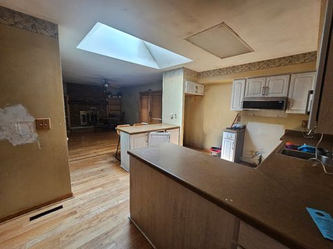 Tiny photo for 340 Somerset Drive, Streamwood, IL 60107 (MLS # 12413652)