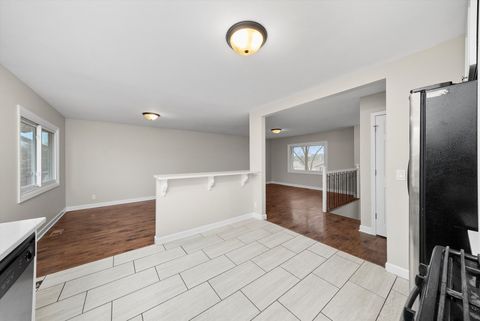 Tiny photo for 511 Freeman Avenue, Streamwood, IL 60107 (MLS # 12535427)