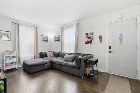 Tiny photo for 4240 Custer Avenue, Brookfield, IL 60513 (MLS # 12507182)