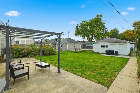 Tiny photo for 4240 Custer Avenue, Brookfield, IL 60513 (MLS # 12507182)