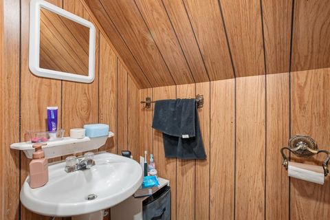 Tiny photo for 4240 Custer Avenue, Brookfield, IL 60513 (MLS # 12507182)