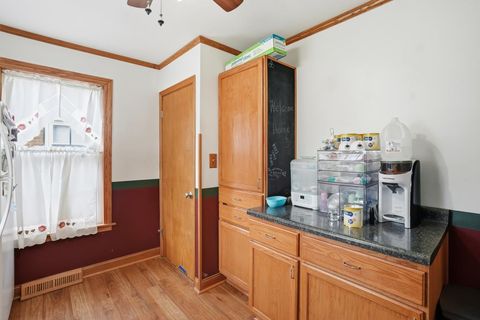 Tiny photo for 4240 Custer Avenue, Brookfield, IL 60513 (MLS # 12507182)