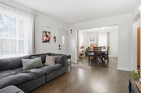 Tiny photo for 4240 Custer Avenue, Brookfield, IL 60513 (MLS # 12507182)