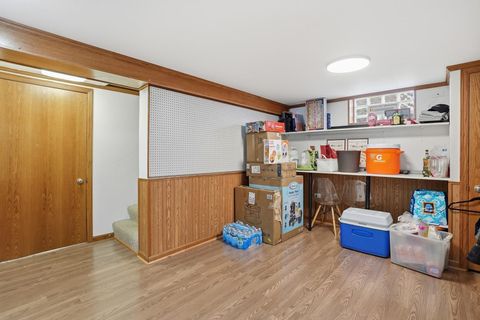 Tiny photo for 4240 Custer Avenue, Brookfield, IL 60513 (MLS # 12507182)