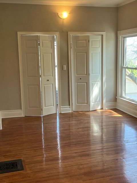 Tiny photo for 61 7 Avenue, La Grange, IL 60525 (MLS # 12592190)