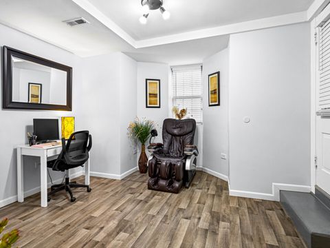 Tiny photo for 506 W Oneida Street, Joliet, IL 60435 (MLS # 12541094)