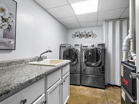 Tiny photo for 506 W Oneida Street, Joliet, IL 60435 (MLS # 12541094)