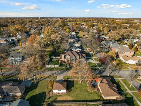 Tiny photo for 200 N School Street, Mount Prospect, IL 60056 (MLS # 12394023)